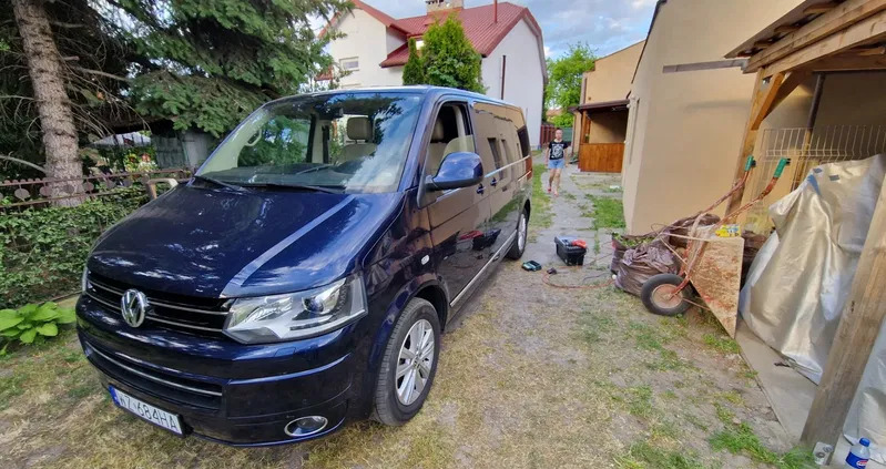 Volkswagen Multivan cena 129000 przebieg: 131000, rok produkcji 2015 z Ząbki małe 106